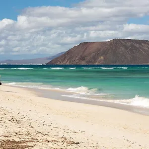 https://delfines-sand-apartment.hotelsfuerteventura.org